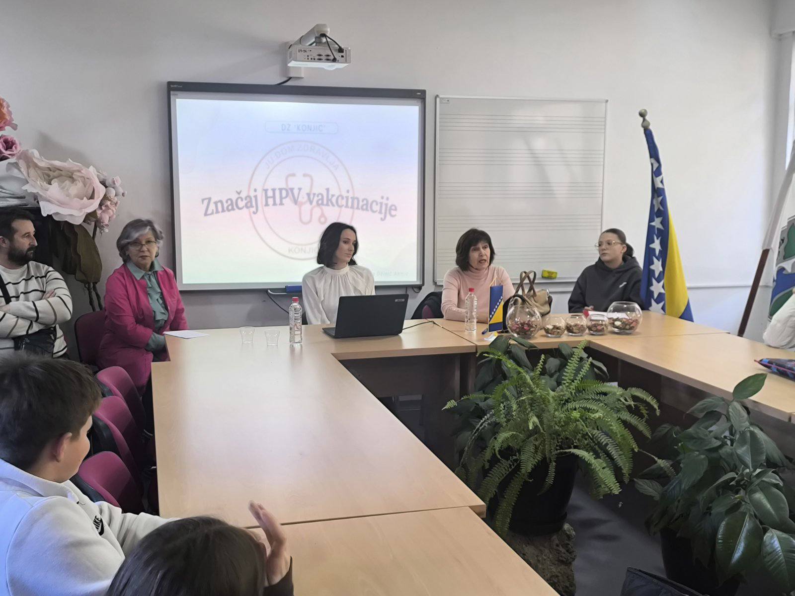 1. decembar – Svjetski dan borbe protiv AIDS-a